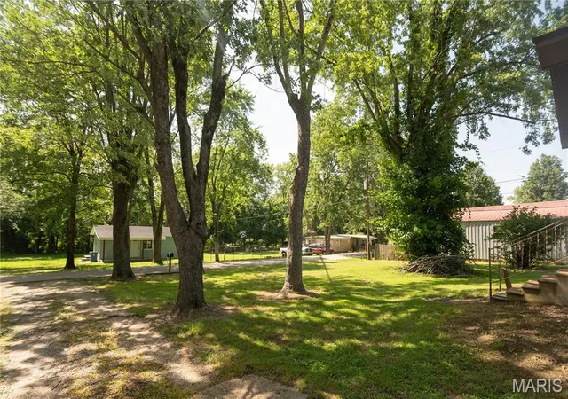 Homes for sale in Bloomfield, MO | 606 Guiling St, Bloomfield, MO 63825 | MLS# MIS26041911
