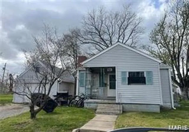 Homes for sale in Cape Girardeau, MO | 539 Asher St, Cape Girardeau, MO 63703 | MLS# MIS26041928