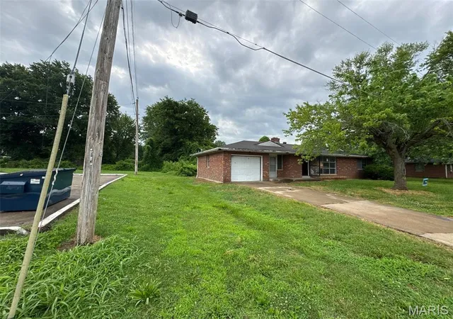 Homes for sale in Cape Girardeau, MO | 214 S Park Ave, Cape Girardeau, MO 63703 | MLS# MIS26041931