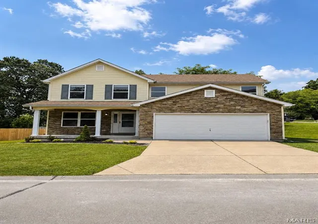 Homes for sale in Pevely, MO | 8546 Stone Mountain Ct, Pevely, MO 63070 | MLS# MIS26041932