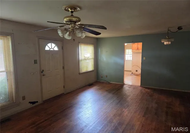 4th image of 21 Derby Ln, Saint Peters, MO 63376 | MLS# MIS26041935
