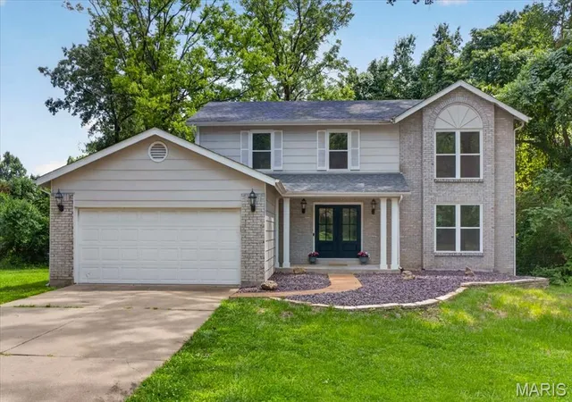 Homes for sale in Creve Coeur, MO | 11330 Elzey St, Creve Coeur, MO 63141 | MLS# MIS26041942