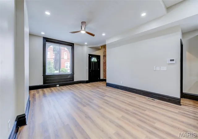 Homes for sale in St Louis, MO | 3504 Illinois Ave, St Louis, MO 63118 | MLS# MIS26041946