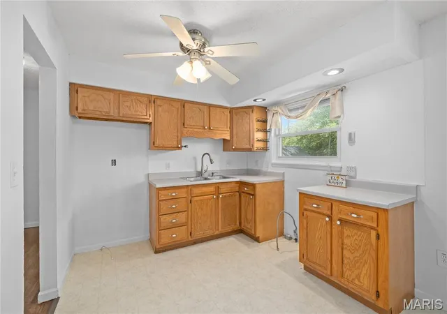 Homes for sale in Godfrey, IL | 7732 Redbird Ln, Godfrey, IL 62035 | MLS# MIS26041955