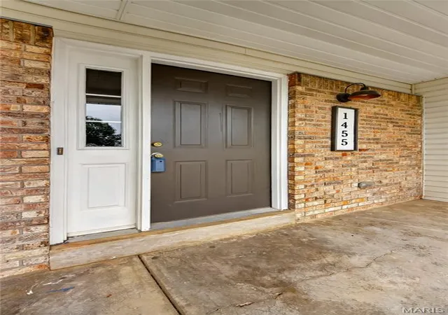 Photo 3 of Sale Pending at 1455 Chambers Dr, O Fallon, MO 63366 | MLS# MIS26041972 | Listing updated on 2026-08-13