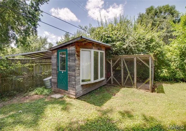 30th image of 2604 Angela Dr, Granite City, IL 62040 | MLS# MIS26041992
