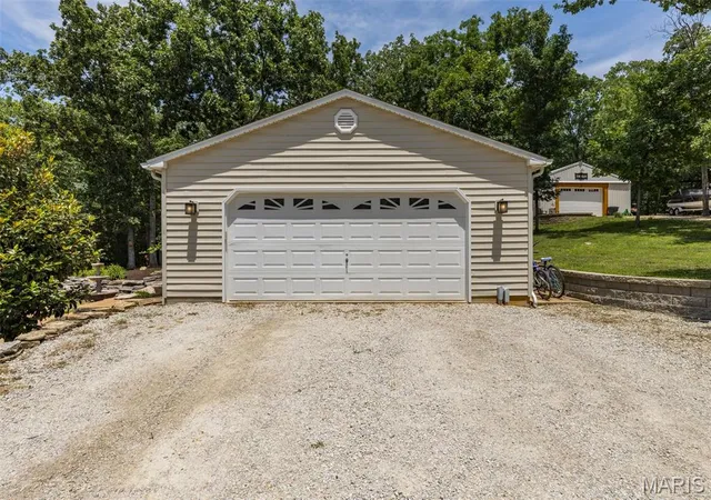 Homes for sale in Hillsboro, MO | 4777 Ems Rd, Hillsboro, MO 63050 | MLS# MIS26042005