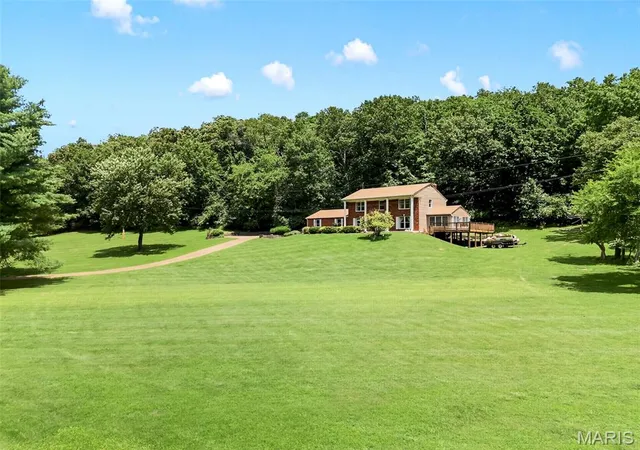 1st image of 3672 Hawks Rest Rd, Wildwood, MO 63069 | MLS# MIS26042012