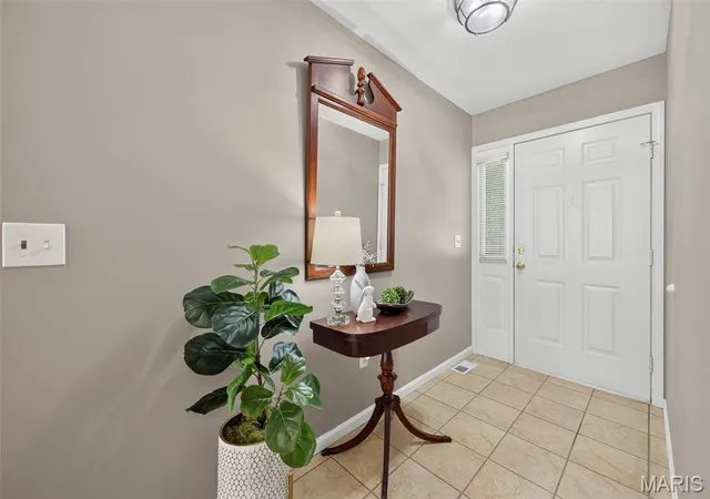 3rd image of 144 Hunters Green Ln, Eureka, MO 63025 | MLS# MIS26042013