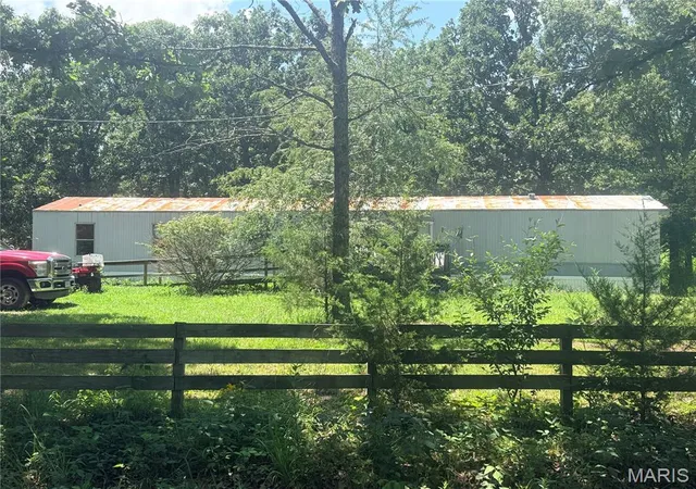 Homes for sale in Salem, MO | 437 County Road 4220, Salem, MO 65560 | MLS# MIS26042017