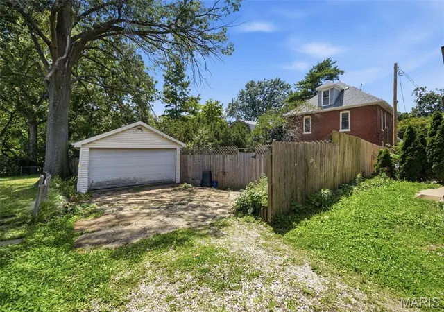 Homes for sale in Saint Louis, MO | 2010 Forest Ave, Saint Louis, MO 63139 | MLS# MIS26042036