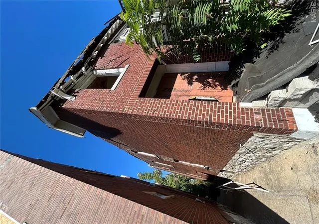 Photo 4 of Multi family home for sale at 4719 Leduc St, Saint Louis, MO 63113 | MLS# MIS26042083 | Listing updated on 2026-07-01
