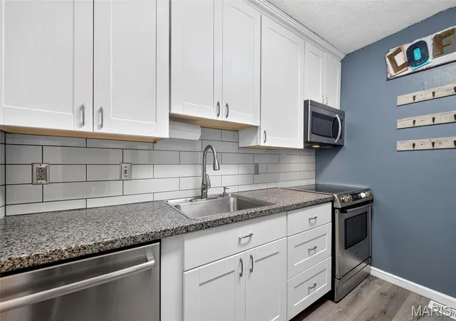 4th image of 2701 Falcons Wy, St Charles, MO 63303