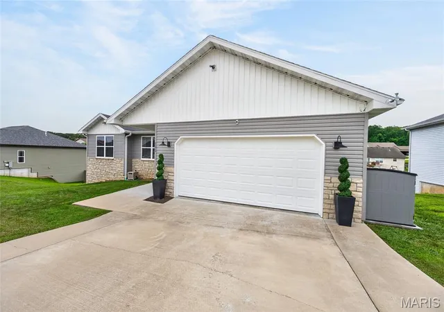 62nd image of 131 Mary Catherine St, Waynesville, MO 65583 | MLS# MIS26042169