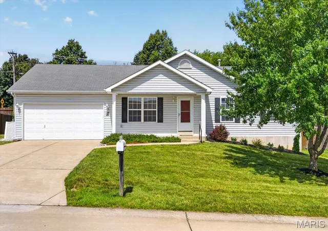 Homes for sale in Troy, MO | 171 Glen Forest Dr, Troy, MO 63379 | MLS# MIS26042173