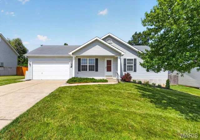 Homes for sale in Troy, MO | 171 Glen Forest Dr, Troy, MO 63379 | MLS# MIS26042173