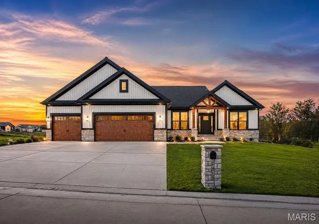Homes for sale in Washington, MO | 203 Timber Creek Dr #203 STB, Washington, MO 63090 | MLS# MIS26042181