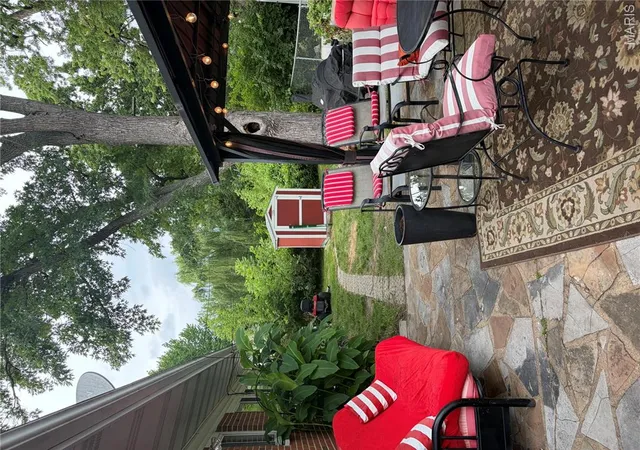 3rd image of 1360 Nashua Dr, Florissant, MO 63033 | MLS# MIS26042209