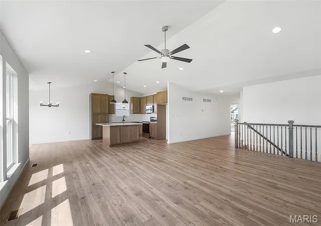 5th image of 405 Rapunzel Ln, Ellisville, MO 63021 | MLS# MIS26042214