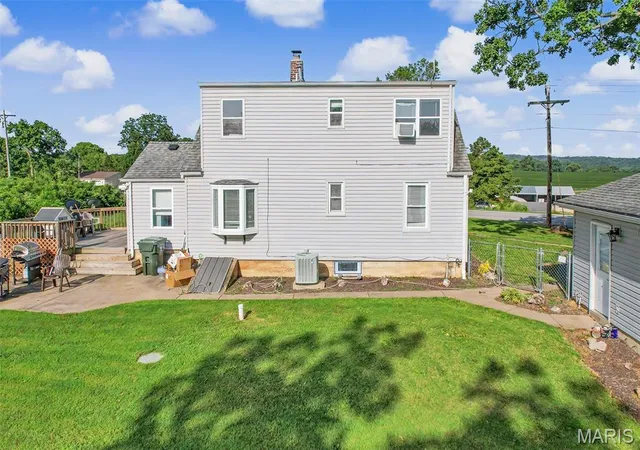 Photo 3 of Single family home for sale at 9284 Hwy 61, Sainte Genevieve, MO 63670 | MLS# MIS26042231 | Listing updated on 2026-07-20
