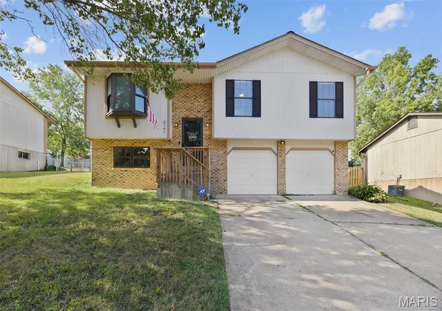 Homes for sale in Barnhart, MO | 2161 Wilderness Trl, Barnhart, MO 63012 | MLS# MIS26042244
