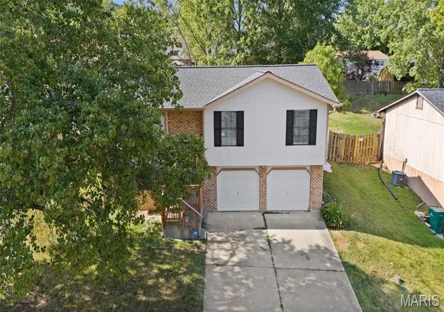 Homes for sale in Barnhart, MO | 2161 Wilderness Trl, Barnhart, MO 63012 | MLS# MIS26042244