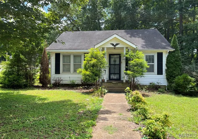 1st image of 139 Walnut St, Greenville, MO 63944 | MLS# MIS26042246