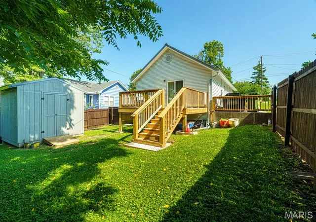 Homes for sale in Rolla, MO | 712 E 11Th St, Rolla, MO 65401 | MLS# MIS26042273