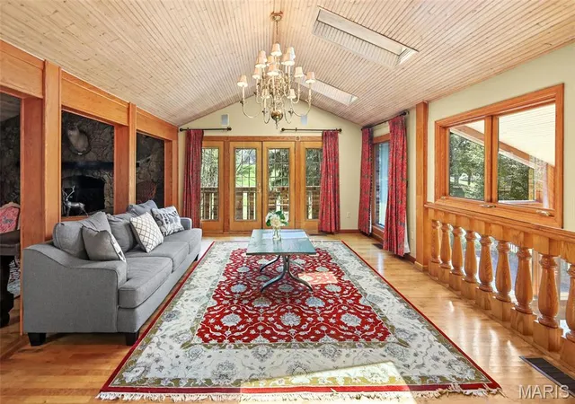 Photo 4 of Single family home for sale at 1 Saint Andrews Dr, Belleville, IL 62223 | MLS# MIS26042274 | Listing updated on 2026-09-01