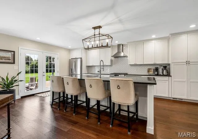 Photo 4 of Single family home for sale at 15578 Summer Lake Dr, Chesterfield, MO 63017 | MLS# MIS26042275 | Listing updated on 2026-10-16