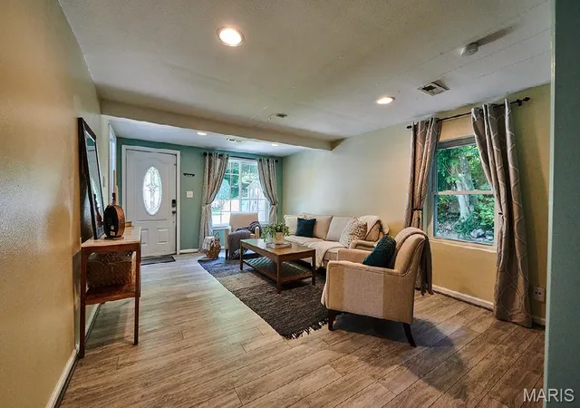 Photo 1 of Single family home for sale at 610 Saint Clair Rd, Fairview Heights, IL 62208 | MLS# MIS26042277 | Listing updated on 2026-09-22