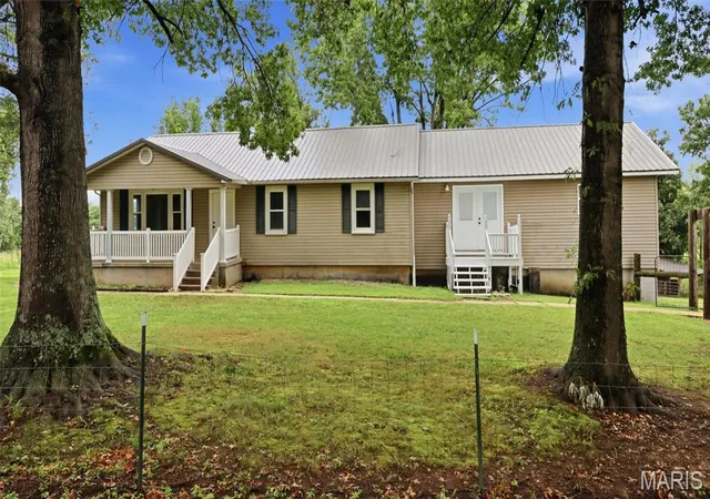 Homes for sale in Newburg, MO | 18855 County Road 7300, Newburg, MO 65550 | MLS# MIS26042311