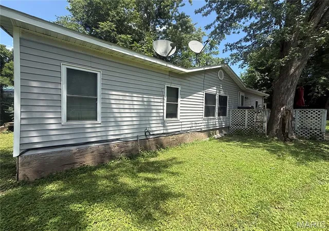 1st image of 804 Walnut St, Hannibal, MO 63401 | MLS# MIS26042315