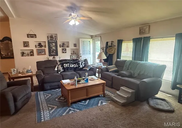 5th image of 804 Walnut St, Hannibal, MO 63401 | MLS# MIS26042315