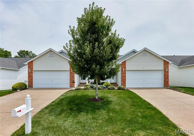 Homes for sale in O'fallon, MO | 12 Battersea Ct #3B, O'fallon, MO 63366 | MLS# MIS26042320