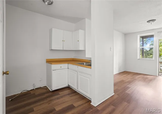 Photo 3 of Multi family home for sale at 4322 Randall Pl, Saint Louis, MO 63107 | MLS# MIS26042385 | Listing updated on 2026-08-15