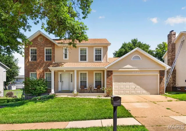 Homes for sale in Oakville, MO | 2739 Cripple Creek Dr, Oakville, MO 63129 | MLS# MIS26042397