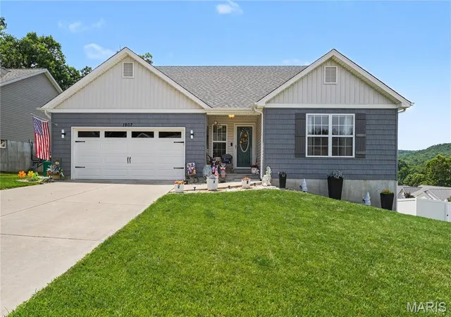 Homes for sale in Barnhart, MO | 1907 Eagle Crest, Barnhart, MO 63012 | MLS# MIS26042403