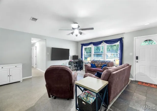 3rd image of 263 Hartnett Ave, Saint Louis, MO 63135 | MLS# MIS26042439