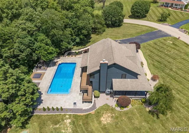 Photo 3 of Sale Pending at 4669 Quail Run Rd, Farmington, MO 63640 | MLS# MIS26042462 | Listing updated on 2026-08-16