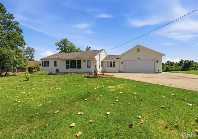 2nd image of 1222 Scenic Dr, Herculaneum, MO 63048 | MLS# MIS26042464