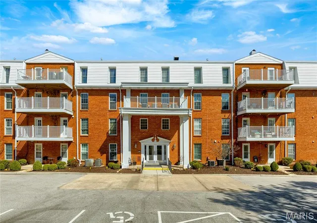 20th image of 14443 Bantry Ln #24, Chesterfield, MO 63017 | MLS# MIS26042467