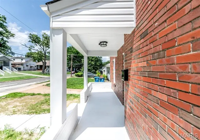 4th image of 2412 Wallis Ave, Overland, MO 63114 | MLS# MIS26042471