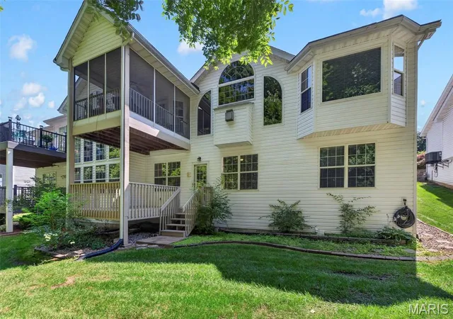 Homes for sale in Wentzville, MO | 1627 Polar Dr, Wentzville, MO 63385 | MLS# MIS26042489