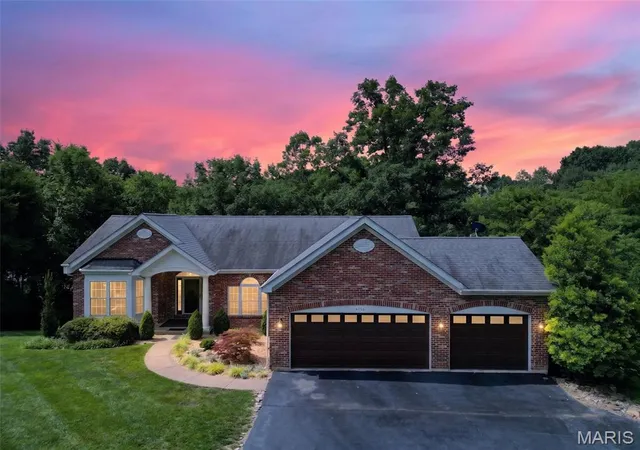 Homes for sale in Augusta, MO | 4396 Augusta Shores Dr, Augusta, MO 63332 | MLS# MIS26042507
