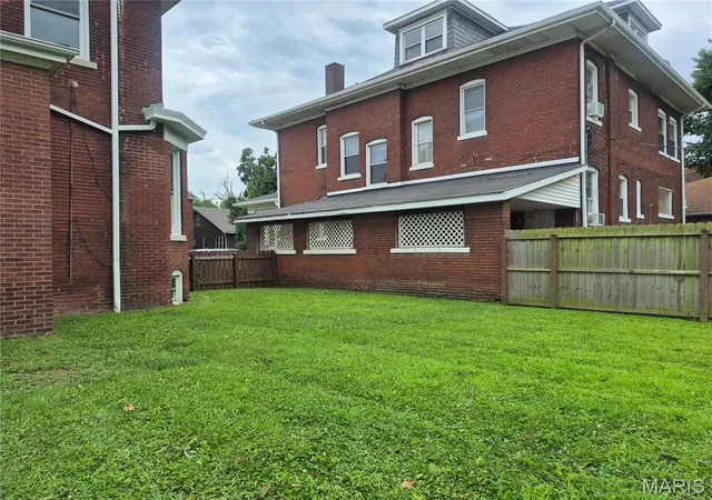 Homes for sale in Granite City, IL | 2057 Cleveland Blvd, Granite City, IL 62040 | MLS# MIS26042513