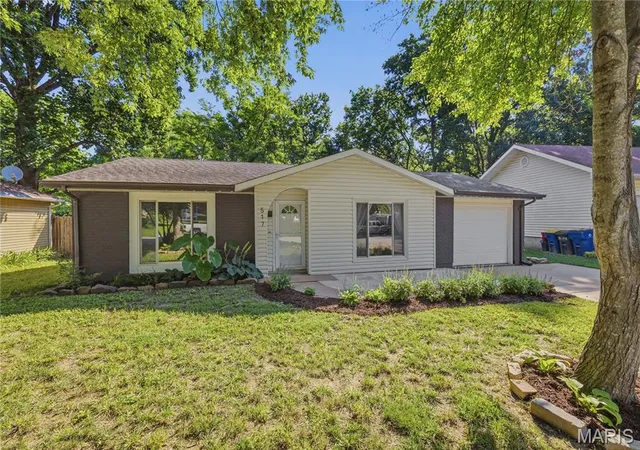 Homes for sale in Washington, MO | 517 E 11th St, Washington, MO 63090 | MLS# MIS26042522