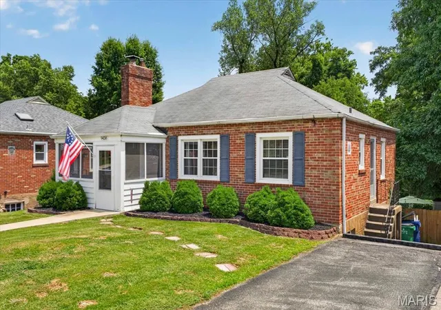 3rd image of 9438 Plainfield Dr, St Louis, MO 63119 | MLS# MIS26042530