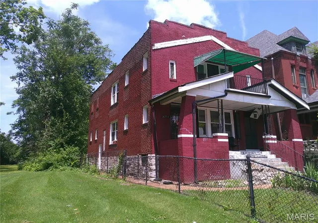 Photo 2 of Single family home for sale at 4253 Enright Ave, Saint Louis, MO 63108 | MLS# MIS26042544 | Listing updated on 2026-07-28