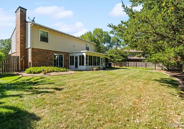 Photo 2 of Single family home for sale at 912 Reiss Rd, O Fallon, IL 62269 | MLS# MIS26042546 | Listing updated on 2026-09-14